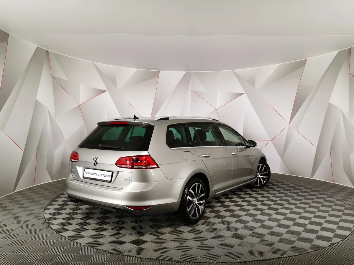 Volkswagen Golf 1.4 TSI BlueMotion DSG (140 л.с.) Highline Серый в АВИЛОН. Слайд №2
