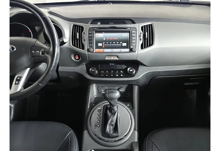 Kia Sportage 2.0 AT AWD (150 л.с.) Черный в АВИЛОН. Слайд №14