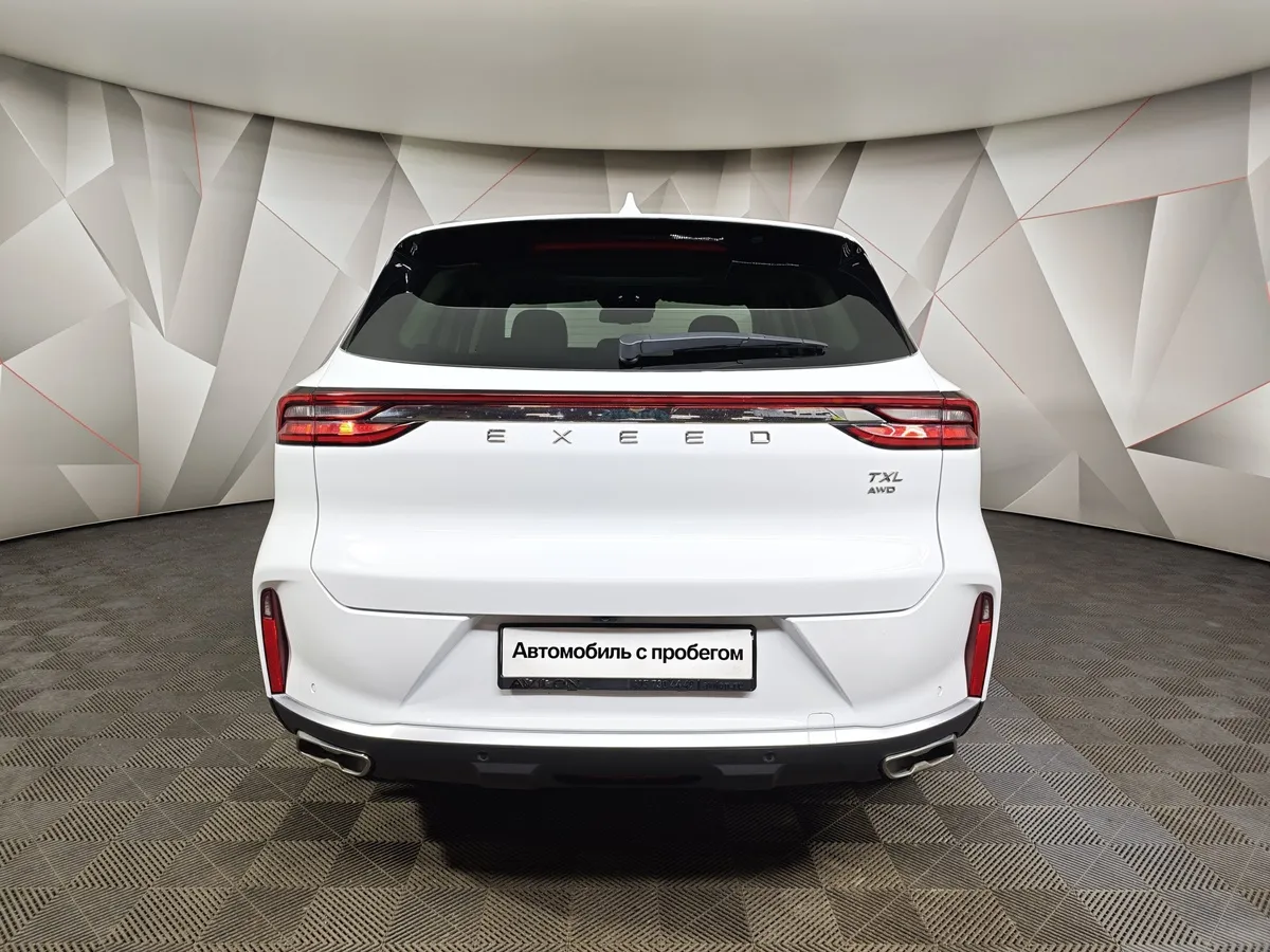 EXEED TXL 2.0 DCT7 AWD (197 л.с.) Sport Edition Белый в АВИЛОН. Слайд №8