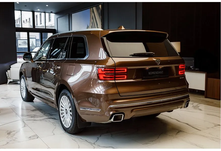 AURUS Komendant 4.4 AWD AT (598 л.с.) Оранжевый в АВИЛОН. Слайд №6