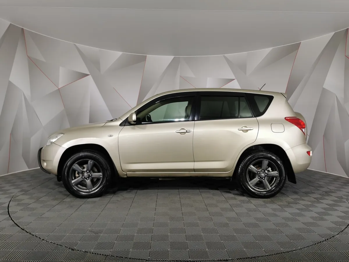 Toyota RAV4 2.0 AT AWD (152 л.с.) Бежевый в АВИЛОН. Слайд №5