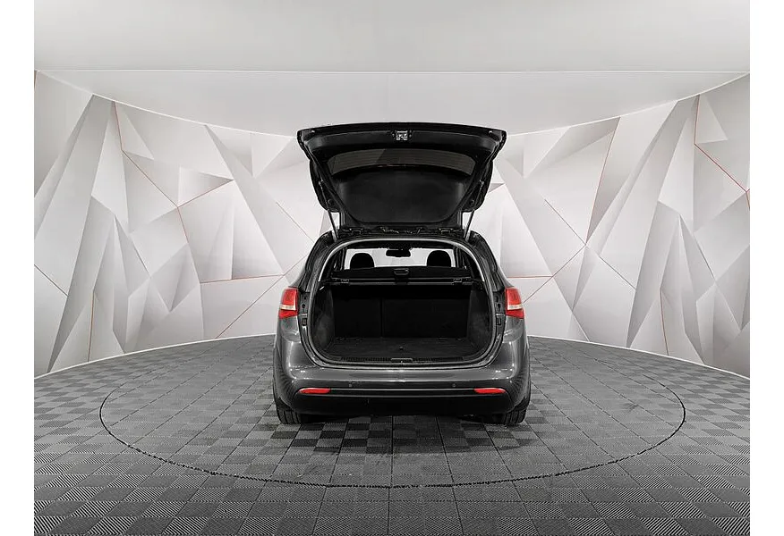 Kia Ceed 1.6 DCT (135 л.с.) Prestige Серый в АВИЛОН. Слайд №12