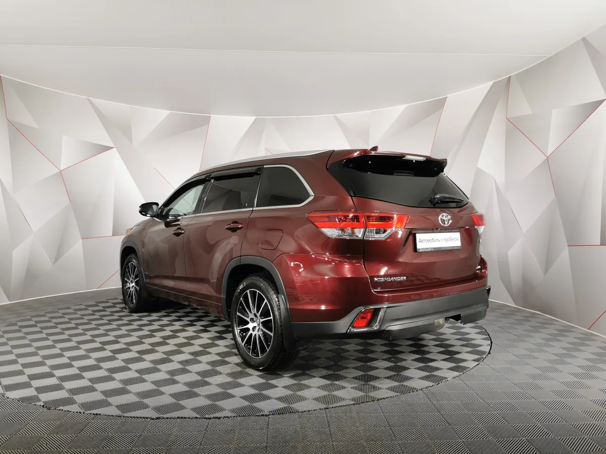 Toyota Highlander 3.5 AT AWD (249 л.с.) Престиж Красный в АВИЛОН. Слайд №4