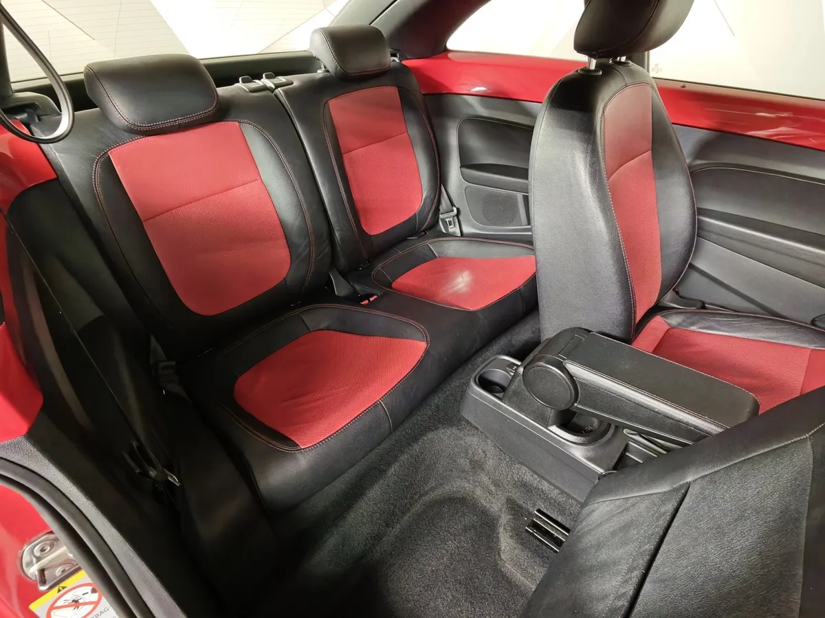 Volkswagen Beetle 1.2 TSI BlueMotion DSG (105 л.с.) Красный в АВИЛОН. Слайд №15