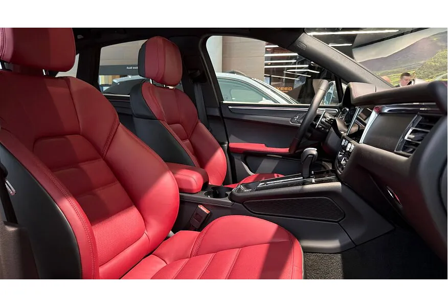 Porsche Macan 2.0 TFSI AMT 4WD (265 л.с.) R4 Серый в АВИЛОН. Слайд №11