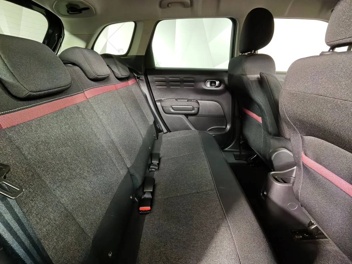 Citroen C3 AirCross 1.2 AT (110 л.с.) Shine Черный в АВИЛОН. Слайд №15