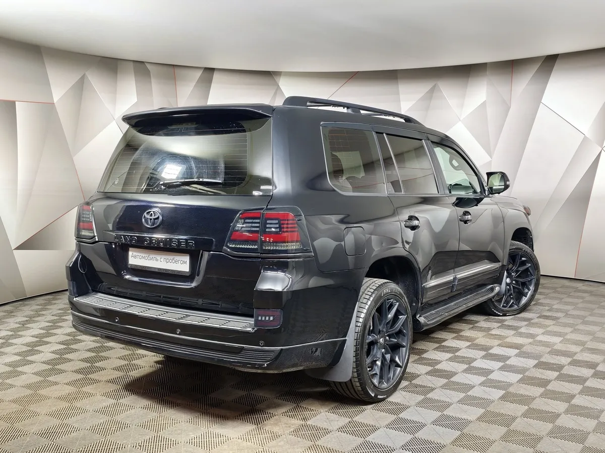 Toyota Land Cruiser 4.5 Twin-Turbo D AT 4WD (5 мест) (235 л.с.) Престиж Черный в АВИЛОН. Слайд №2