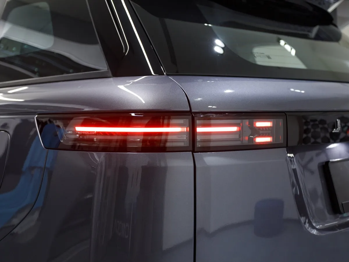JELAND J6 1.5 DCT FWD (147 л.с.) Престиж Серый в АВИЛОН. Слайд №16