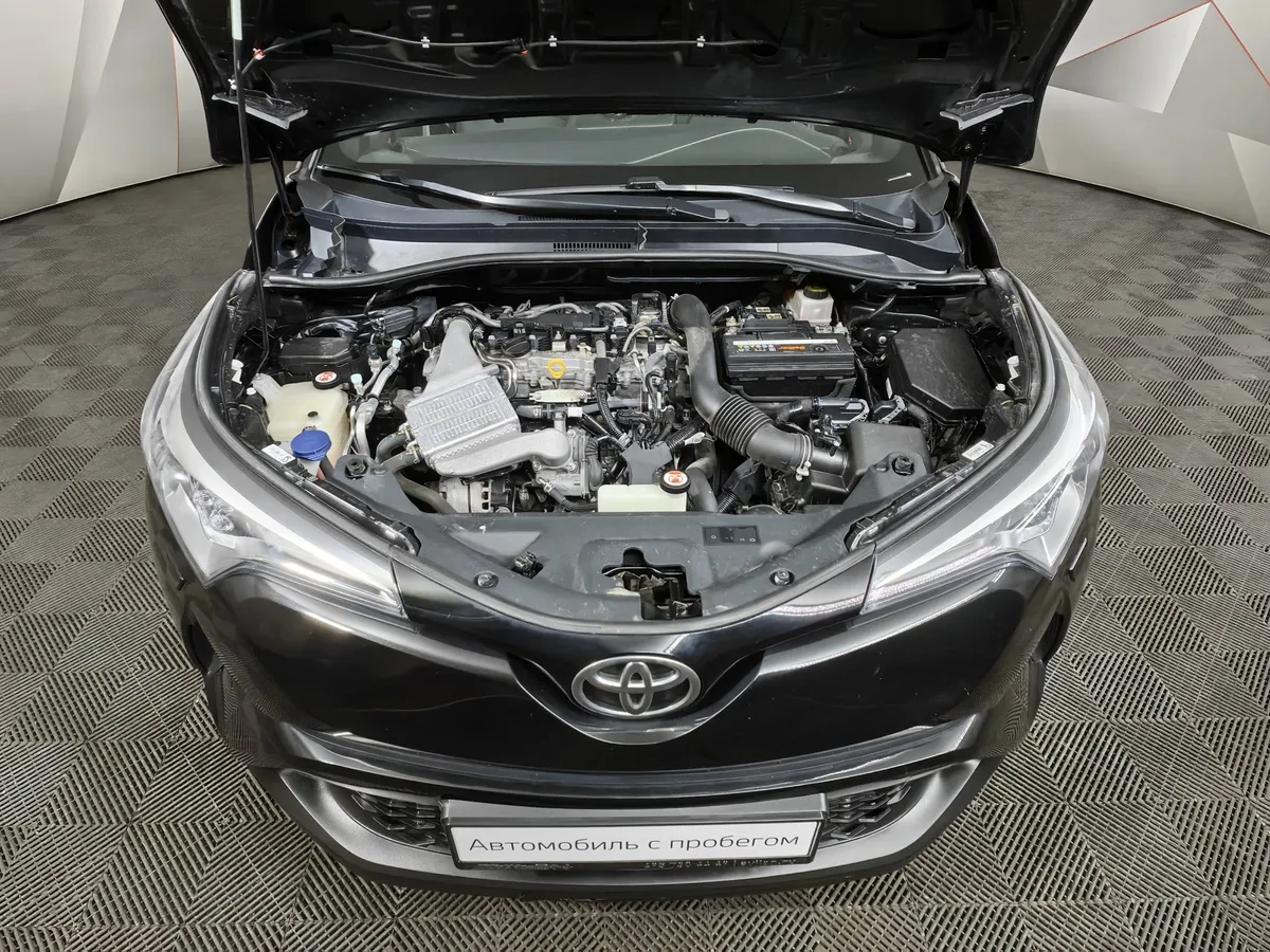 Toyota C-HR 1.2 MT (116 л.с.) Черный в АВИЛОН. Слайд №10