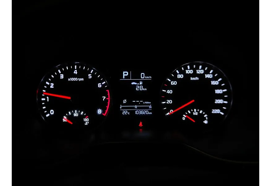 Kia Rio 1.6 AT (123 л.с.) Luxe Белый в АВИЛОН. Слайд №18