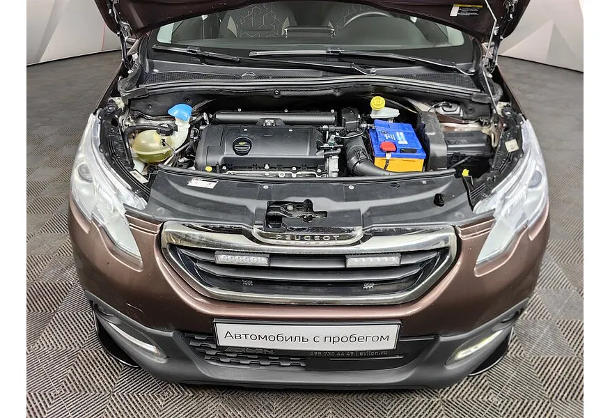 Peugeot 2008 1.6 VTi MT (115 л.с.) Коричневый в АВИЛОН. Слайд №10