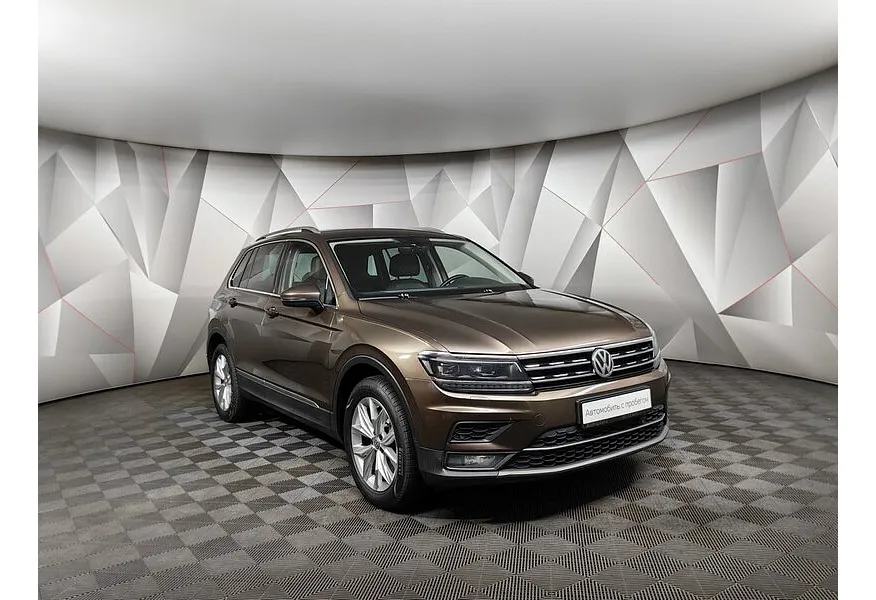Volkswagen Tiguan 2.0 TSI 4Motion DSG (180 л.с.) Highline Коричневый в АВИЛОН. Слайд №2