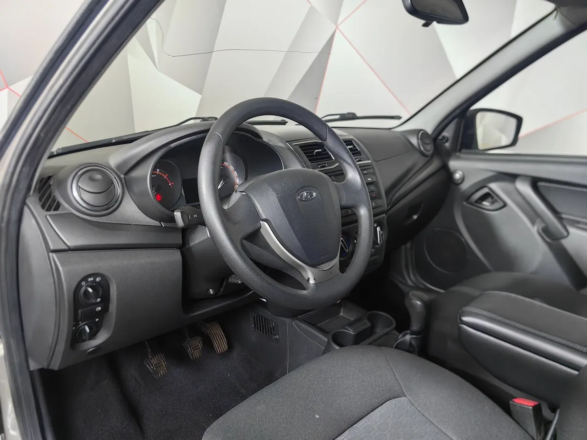 ВАЗ (Lada) Granta 1.6 MT 16кл (98 л.с.) Серый в АВИЛОН. Слайд №18