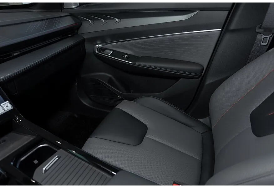 Geely Cityray 1.5T 7DCT 2WD (150 л.с.) Flagship Белый в АВИЛОН. Слайд №10