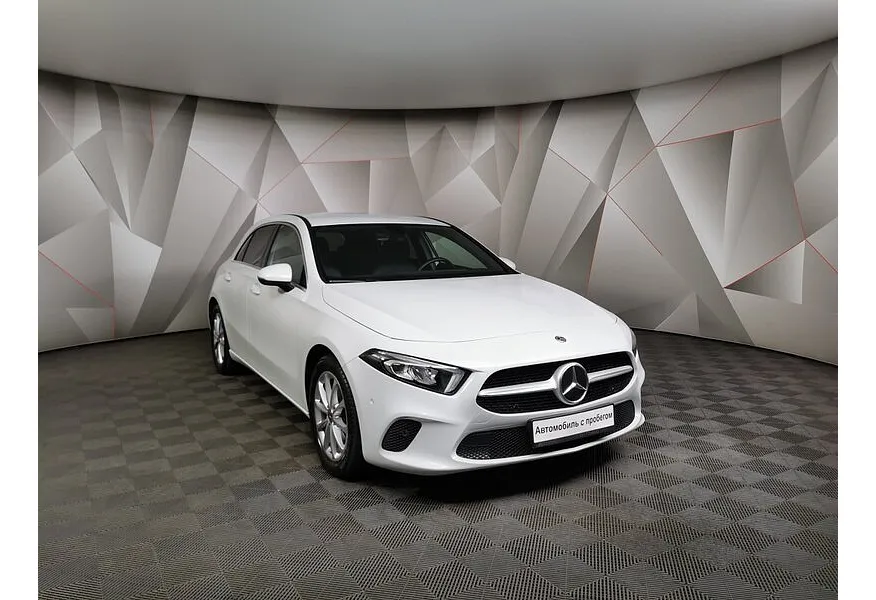 Mercedes-Benz A-Класс A 200 7G-DCT (150 л.с.) Progressive Белый в АВИЛОН. Слайд №3