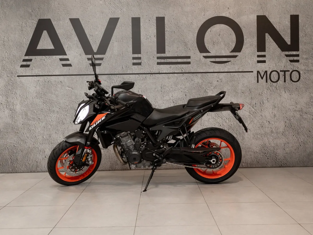 KTM 790 Duke 799 см³ (95 л.с.) 799 Черный в АВИЛОН. Слайд №3 KTM 790 Duke 799 см³ (95 л.с.) 799 Черный в АВИЛОН. Слайд №3