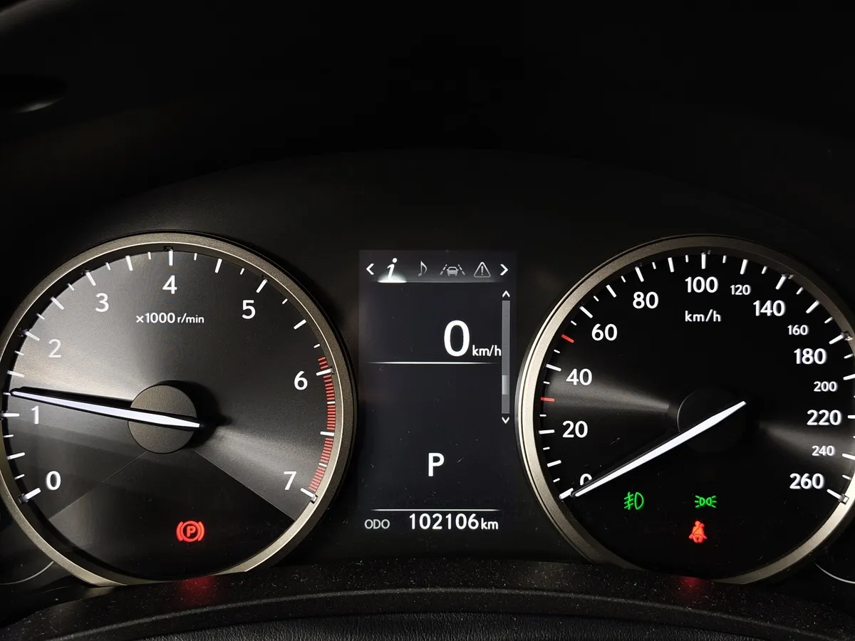 Lexus NX 300 AT AWD (238 л.с.) Белый в АВИЛОН. Слайд №18