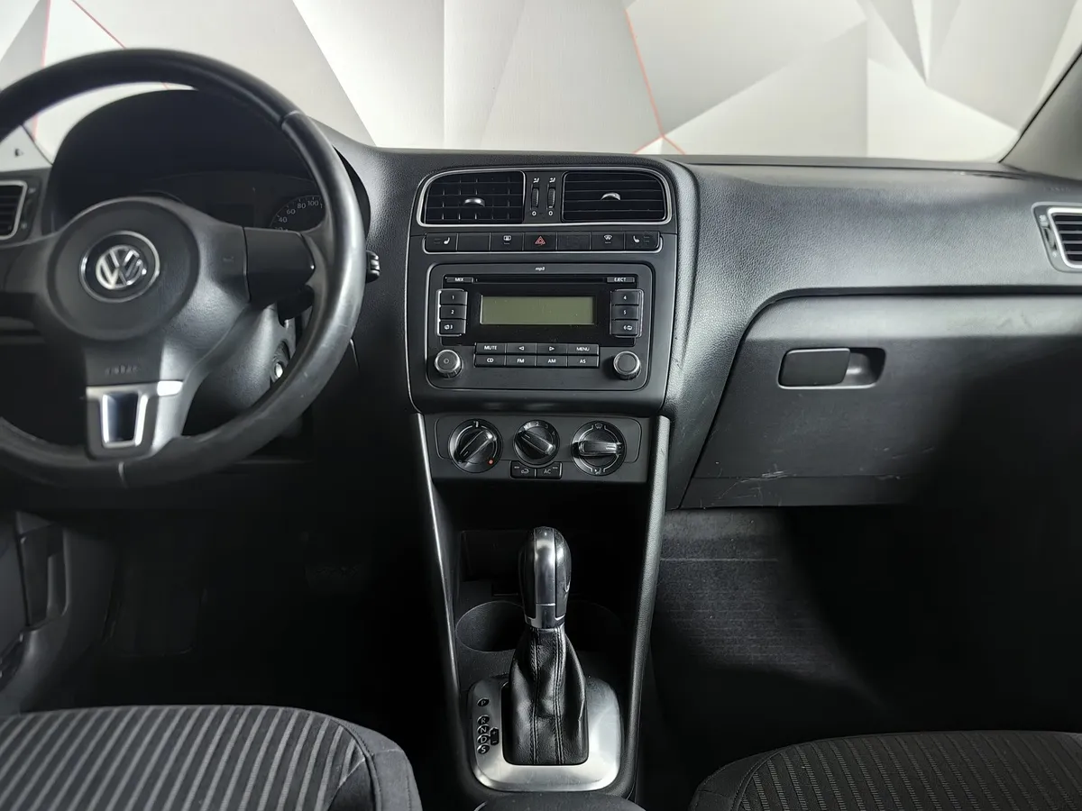 Volkswagen Polo 1.6 Tiptronic (105 л.с.) Comfortline Синий в АВИЛОН. Слайд №13