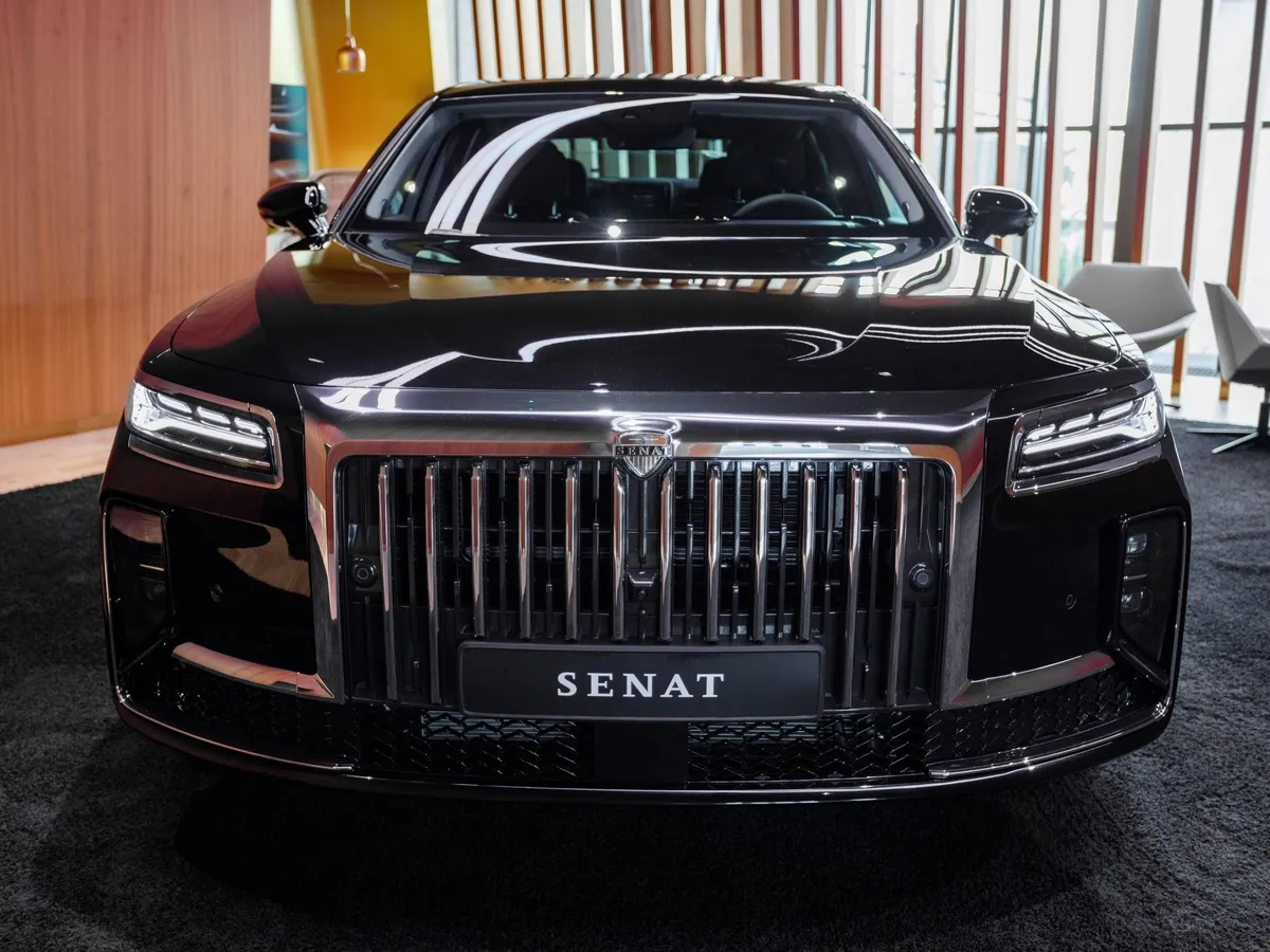 Senat 900 3.0 AT 4WD (326 л.с.) 4 места Черный в АВИЛОН. Слайд №3