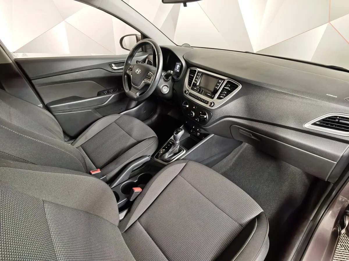 Hyundai Solaris 1.6 AT (123 л.с.) Comfort Коричневый в АВИЛОН. Слайд №13