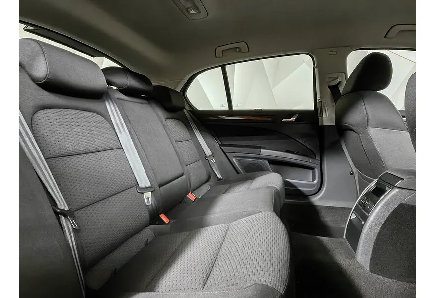 Skoda Superb 1.8 TSI AT (152 л.с.) Серый в АВИЛОН. Слайд №16