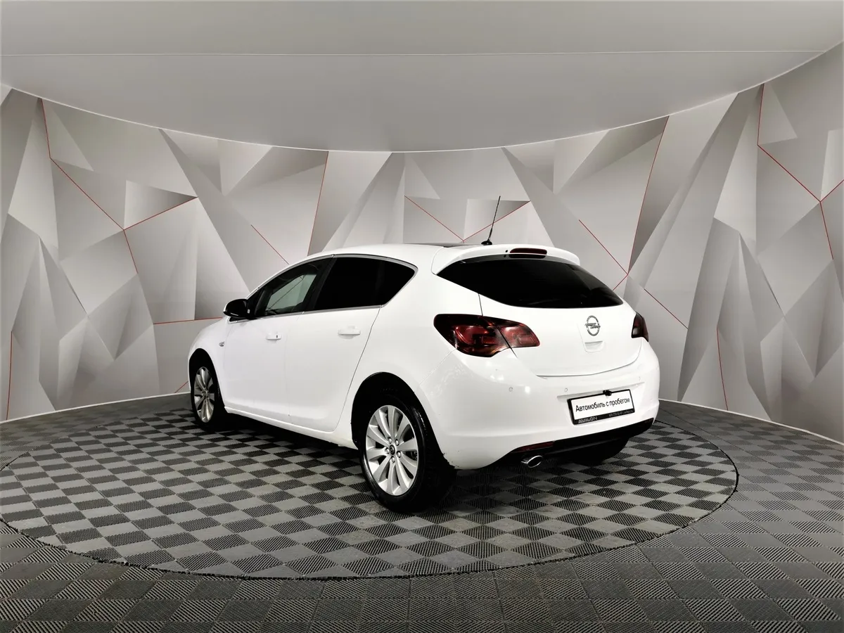 Opel Astra 1.4 Turbo AT (140 л.с.) Комбинированный в АВИЛОН. Слайд №4