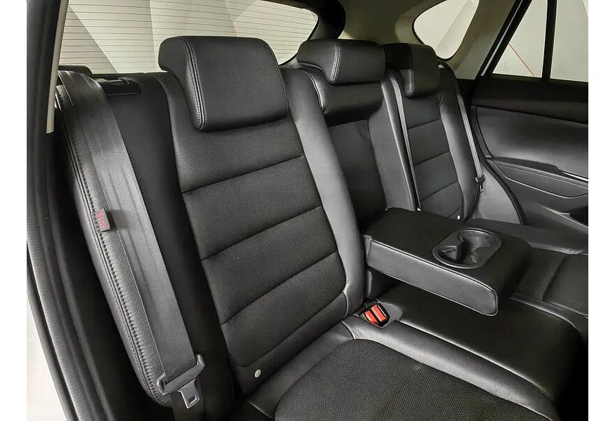 Mazda CX-5 2.5 AT 4WD (192 л.с.) Drive Белый в АВИЛОН. Слайд №12