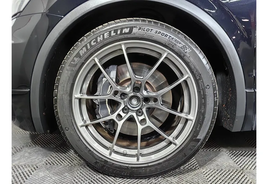 Volkswagen Tiguan 380 TSI 2.0 DSG 4WD (220 л.с.) R-Line Highline Черный в АВИЛОН. Слайд №9