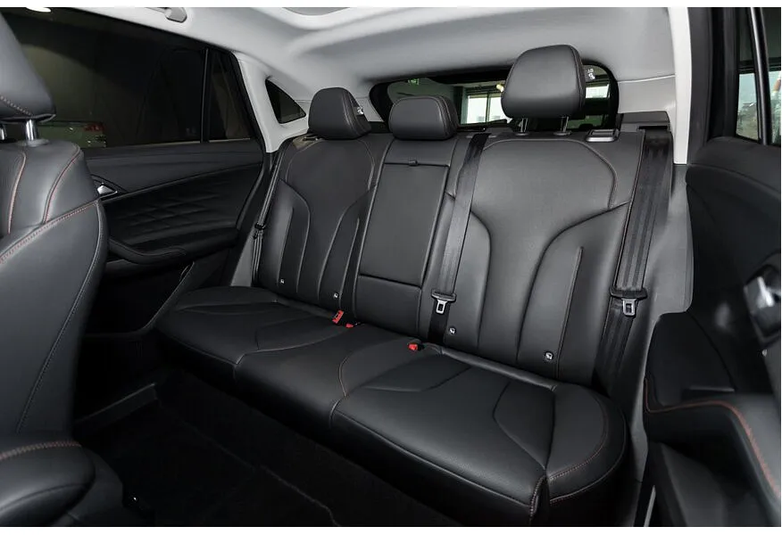 Москвич М70 1.5 DCT FWD (150 л.с.) Драйв в АВИЛОН. Слайд №4