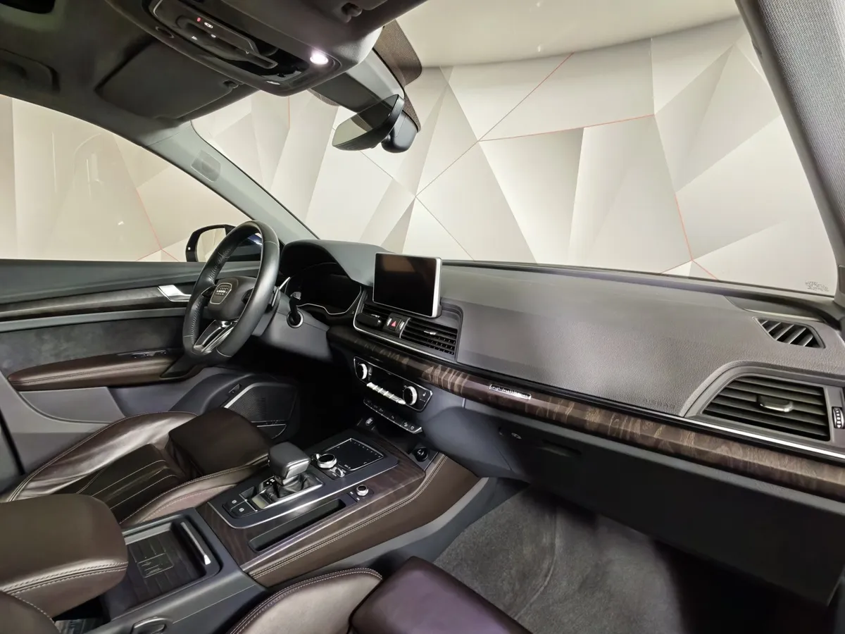 Audi Q5 2.0 TFSI S tronic quattro (249 л.с.) Sport Синий в АВИЛОН. Слайд №13