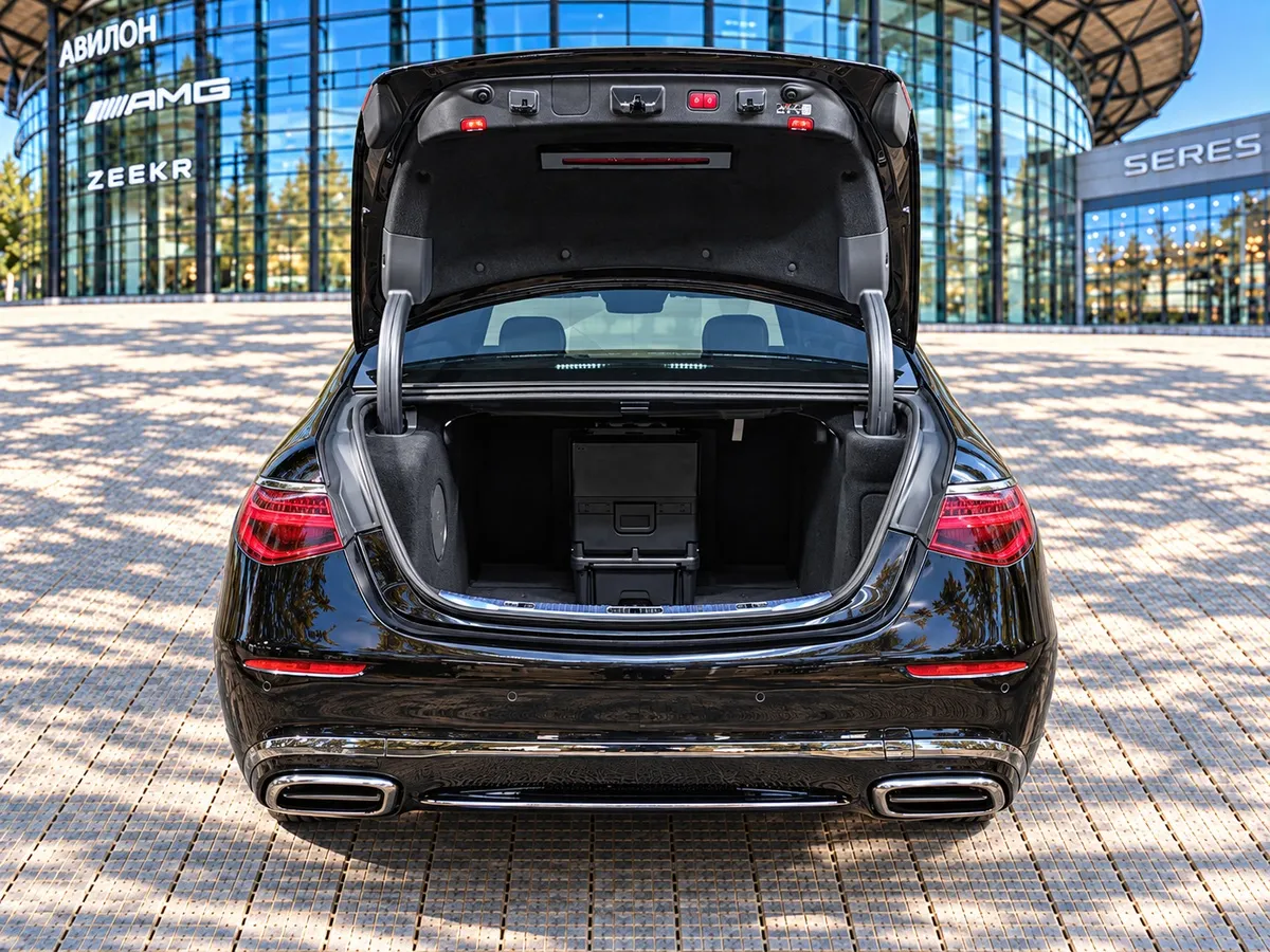 Mercedes-Benz S-Класс Maybach S 580 9G-Tronic 4Matic (503 л.с.) Night Series Черный в АВИЛОН. Слайд №11