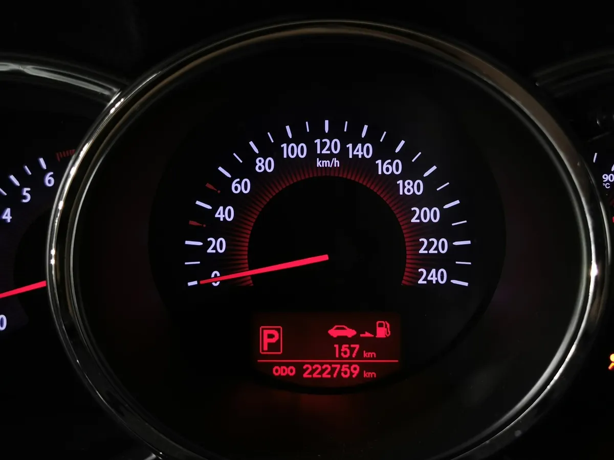 Kia Sorento 2.4 AT 4WD (175 л.с.) Comfort Серебристый в АВИЛОН. Слайд №17