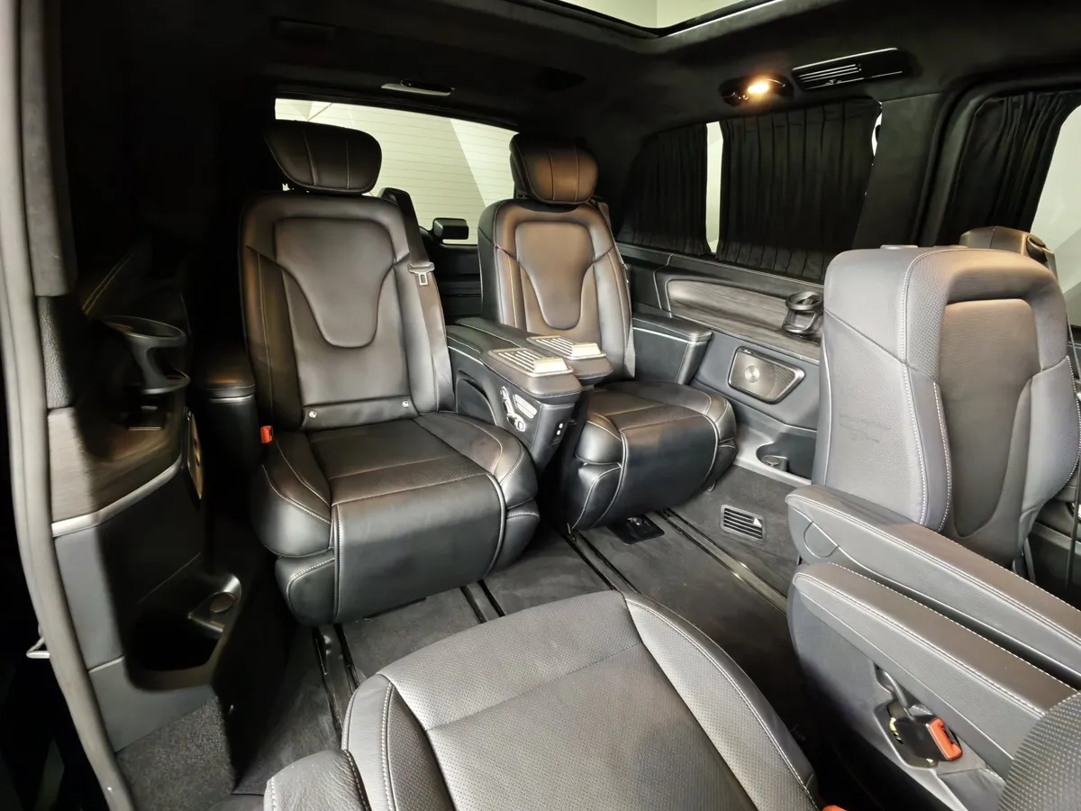 Mercedes-Benz V-Класс V 300 L2 4Matic 9G-Tronic (239 л.с.) Черный в АВИЛОН. Слайд №17