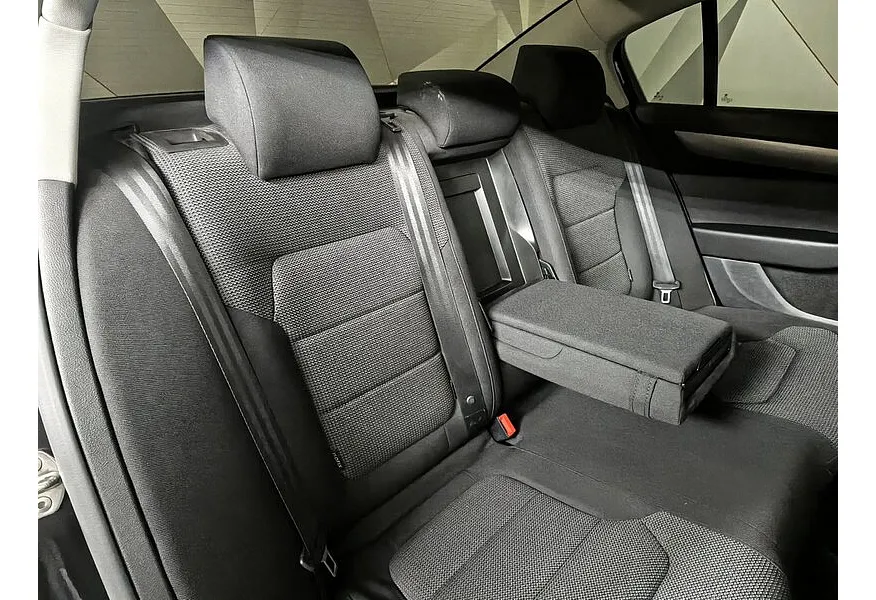 АВИЛОН - Volkswagen Passat 1.8 TSI DSG (152 л.с.) Черный - slide 12