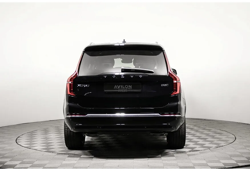 LIVE. Слайд №4