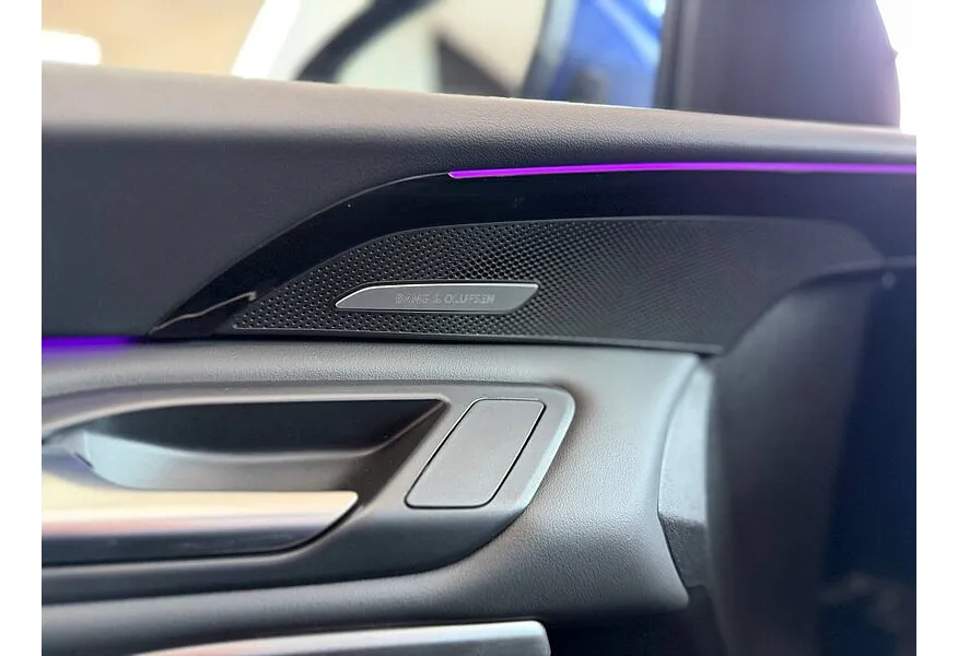 Audi Q5 2.0 TFSI S tronic quattro (204 л.с.) Синий в АВИЛОН. Слайд №16