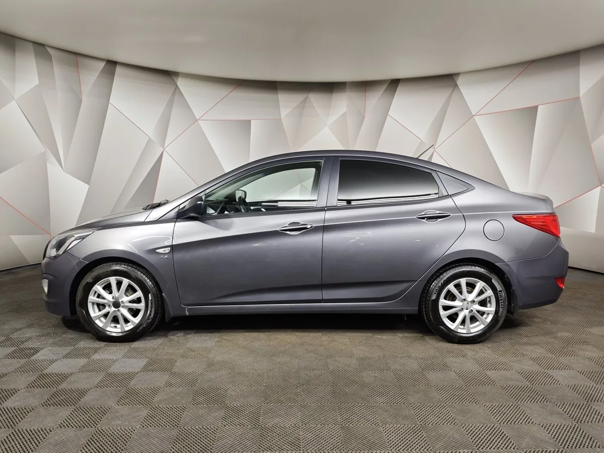 Hyundai Solaris 1.6 MT (123 л.с.) Comfort Серый в АВИЛОН. Слайд №5