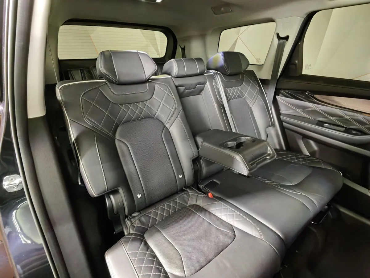 EXEED VX 2.0 AMT AWD (249 л.с.) President Черный в АВИЛОН. Слайд №16