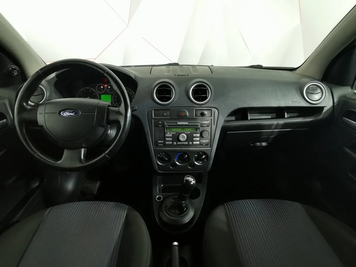 Ford Fusion 1.4 Durashift EST (80 л.с.) Core Серый в АВИЛОН. Слайд №12