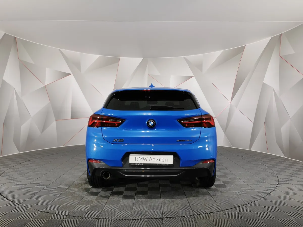 BMW X2 18d xDrive AT (150 л.с.) M Sport Синий в АВИЛОН. Слайд №4