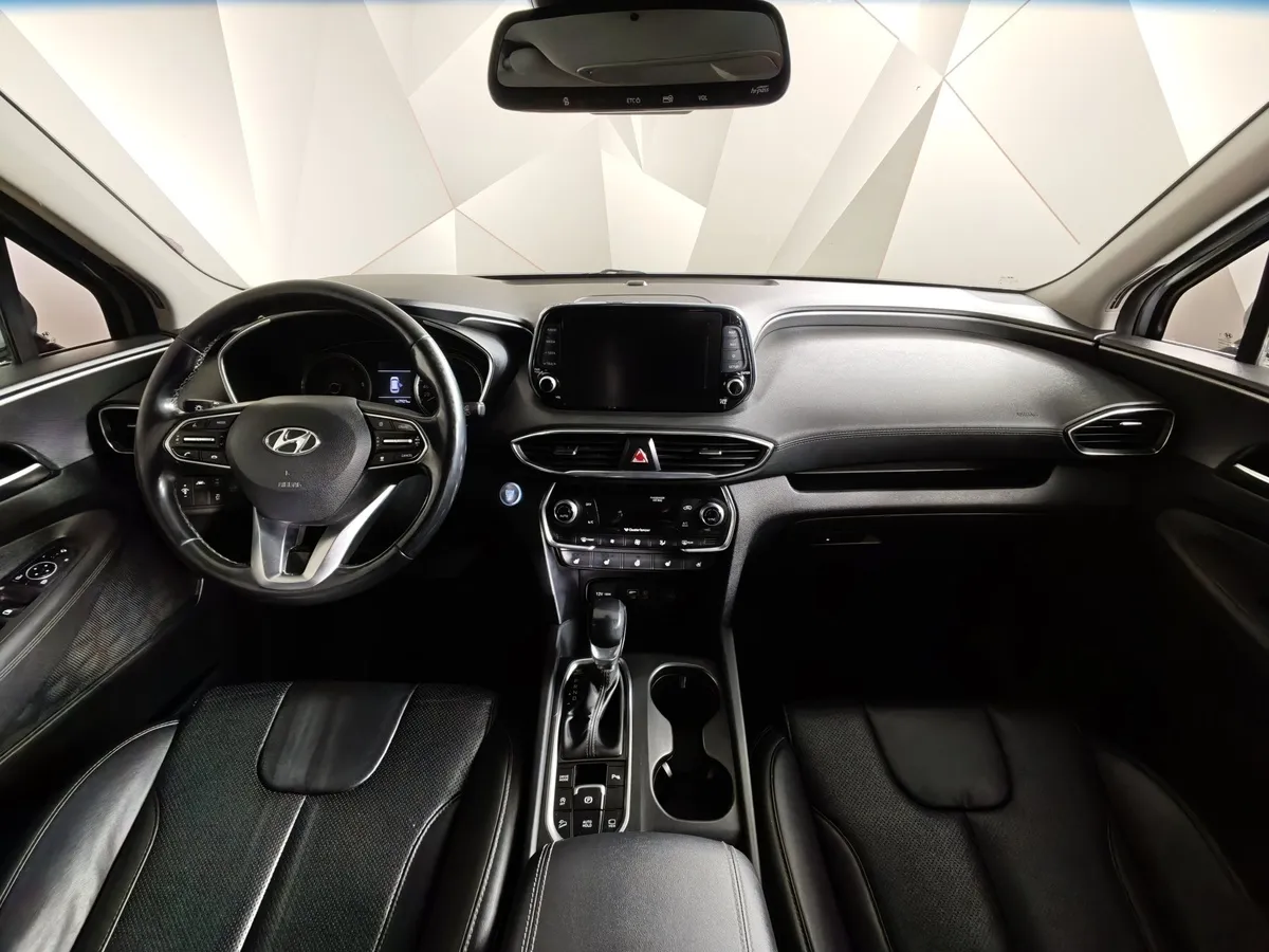 Hyundai Santa Fe 2.2 (200 л.с.) CRDi - 8AT High-tech Серый в АВИЛОН. Слайд №14
