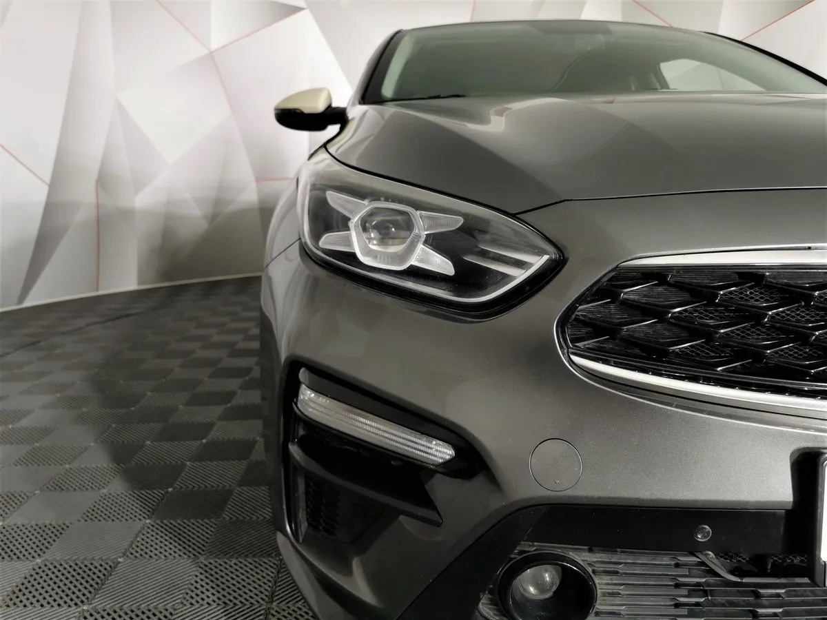 Kia Cerato 2.0 MPI AT (150 л.с.) Premium Plus Серый в АВИЛОН. Слайд №10