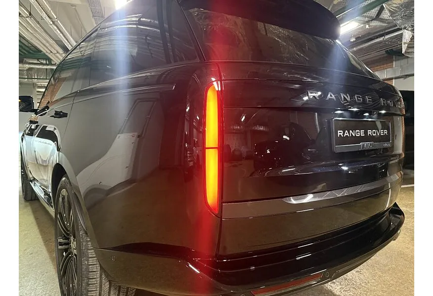 Land Rover Range Rover 3.0 D350 LWB AT AWD (350 л.с.) Autobiography Черный в АВИЛОН. Слайд №16