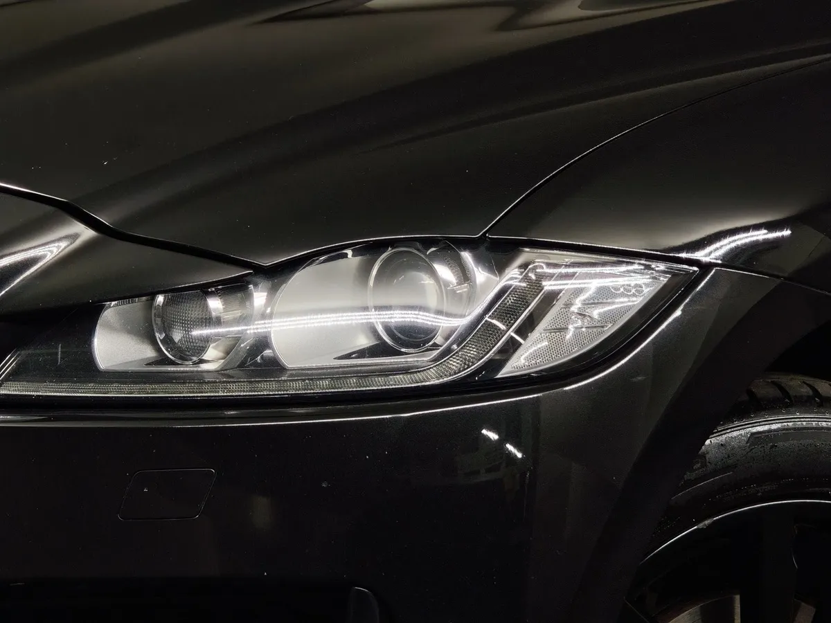 Jaguar F-Pace 2.0 TD AT AWD (240 л.с.) Prestige Черный в АВИЛОН. Слайд №10