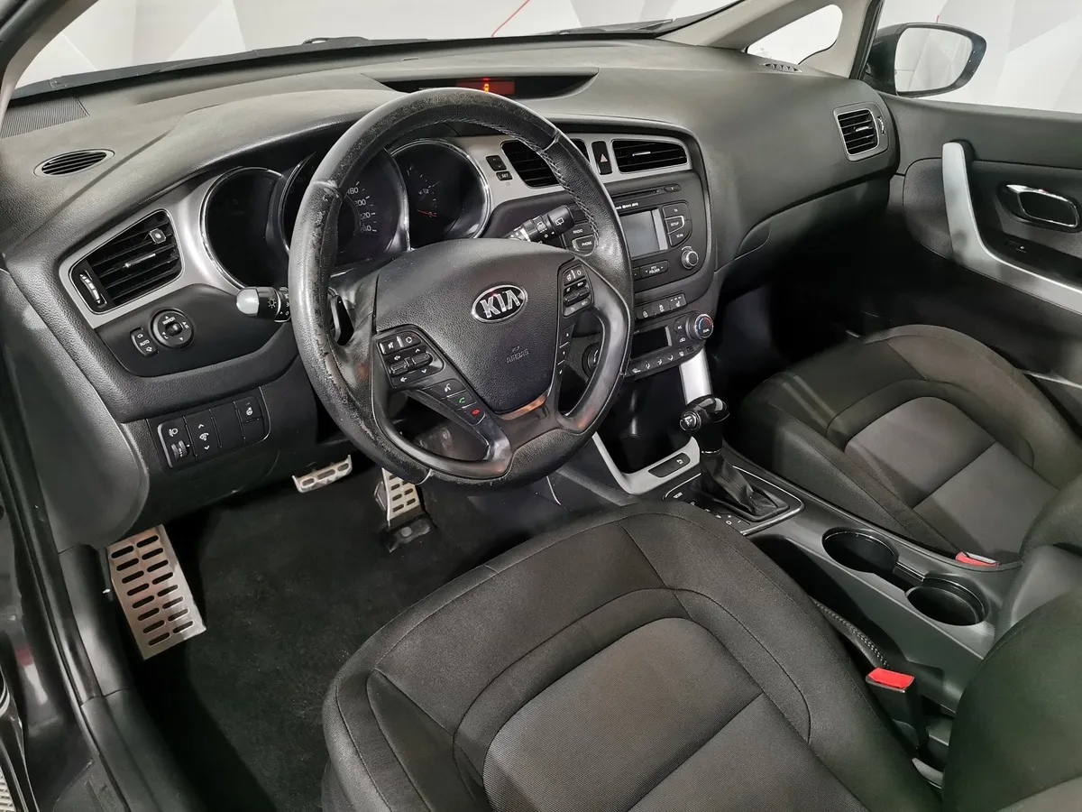 Kia Ceed 1.6 AT (129 л.с.) Luxe Серый в АВИЛОН. Слайд №18