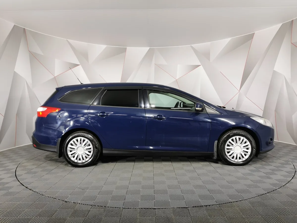 Ford Focus 1.6 Ti-VCT MT (105 л.с.) Trand Синий в АВИЛОН. Слайд №6