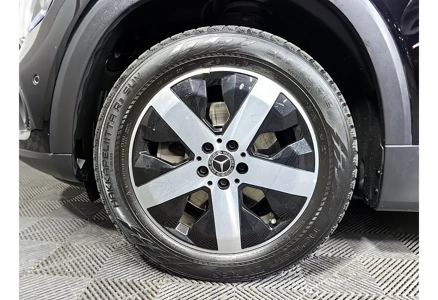 Mercedes-Benz GLB 200 d 8G-DCT 4MATIC (150 л.с.) Progressive Черный в АВИЛОН. Слайд №9