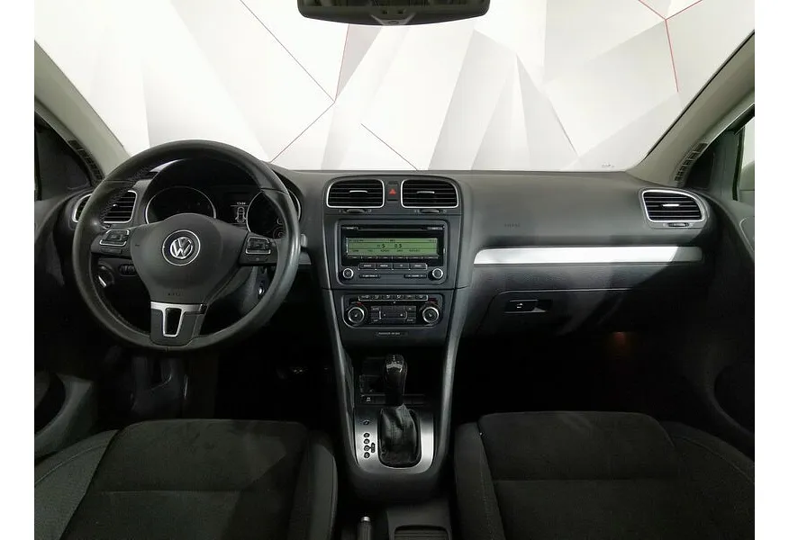 Volkswagen Golf 1.6 DSG (102 л.с.) Trendline Серебристый в АВИЛОН. Слайд №13