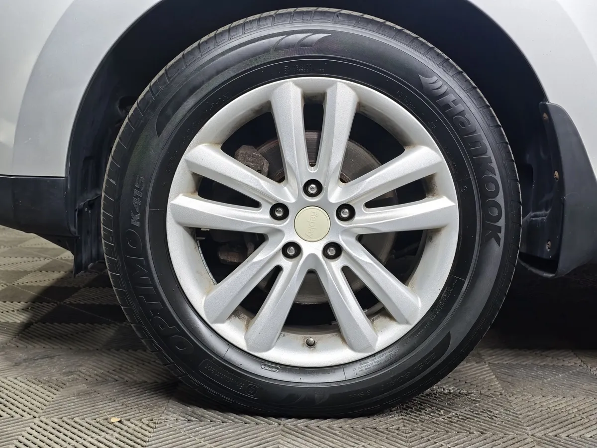 Hyundai ix35 2.0 AT (150 л.с.) Comfort Серебристый в АВИЛОН. Слайд №9