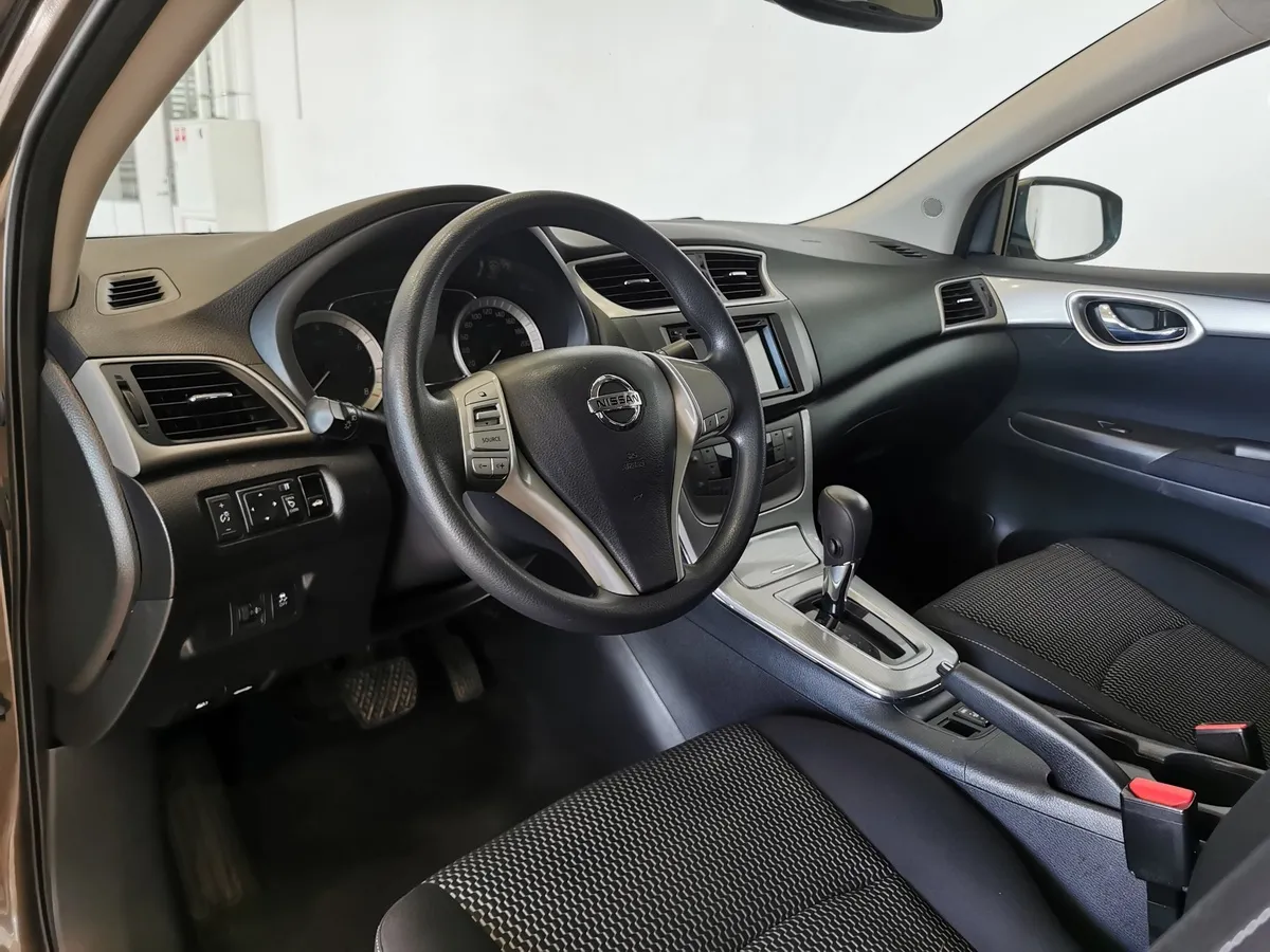 Nissan Sentra 1.6 CVT (117 л.с.) Коричневый в АВИЛОН. Слайд №18